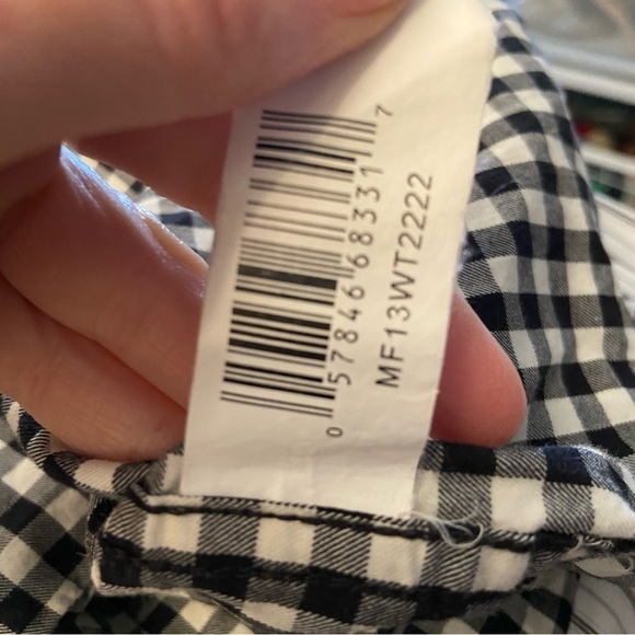 💥5/$25 Joe men’s black & white button up shirt in size large - Picture 9 of 10